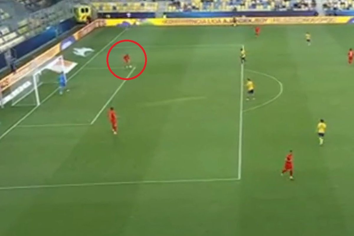 Pogledajte bizaran penal Omerovića zbog kojeg je Velež večeras poražen u Slovačkoj